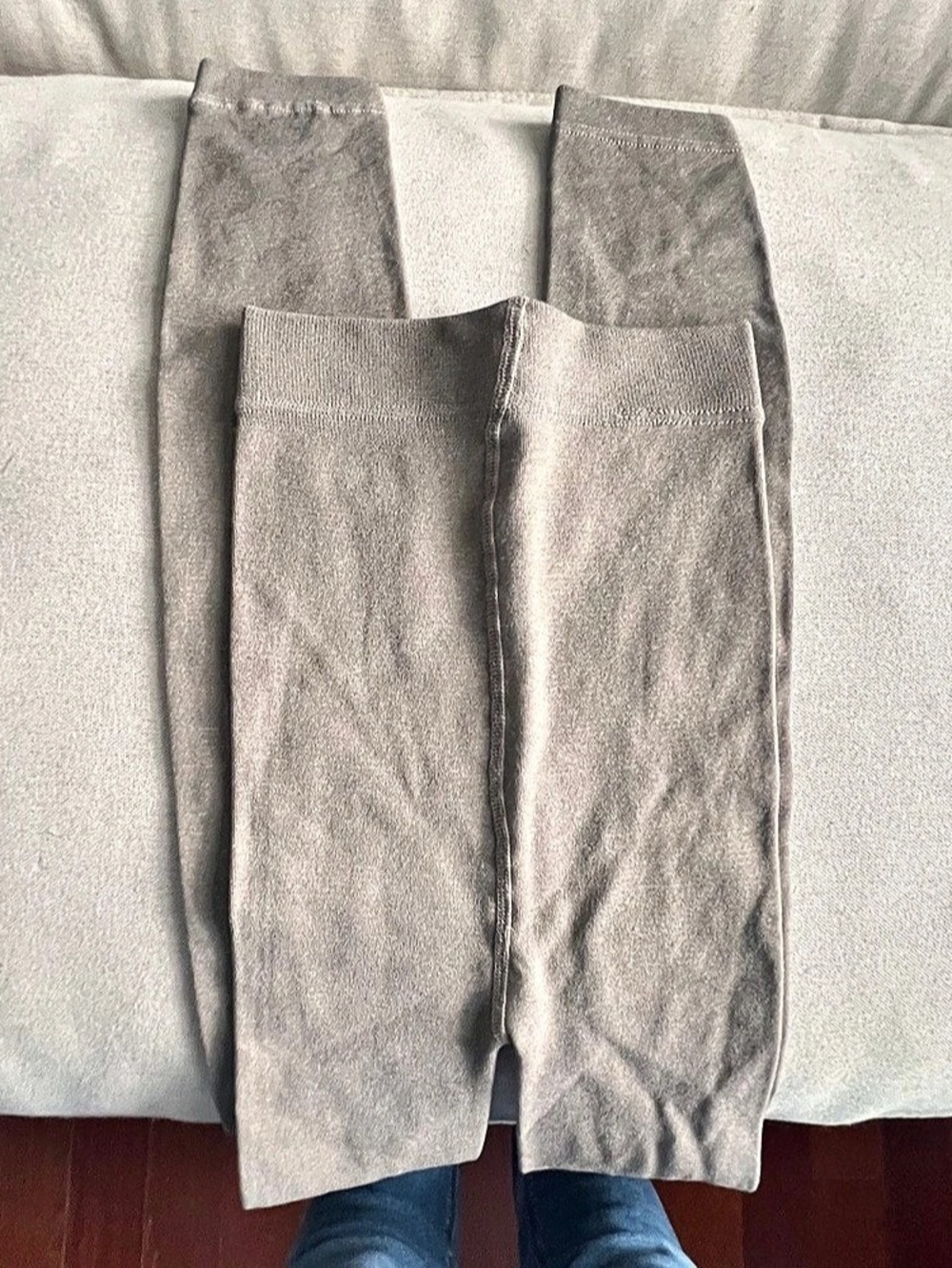Anne Klein greige Leggings/tights NWOT. Size M/L